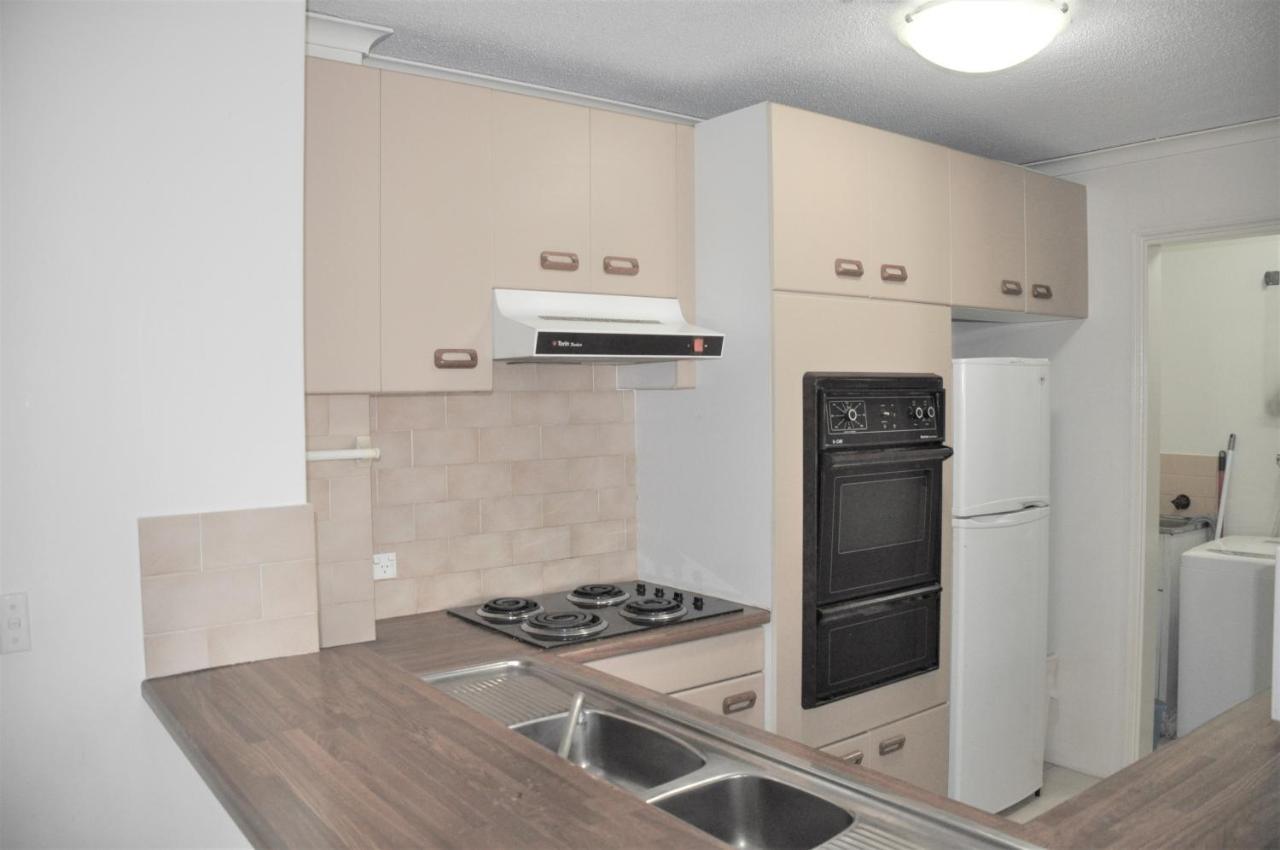 Accommodation Sydney - Kent Street Sydney Cbd Top Floor 2 Bedroom Apartment With Balcony Экстерьер фото