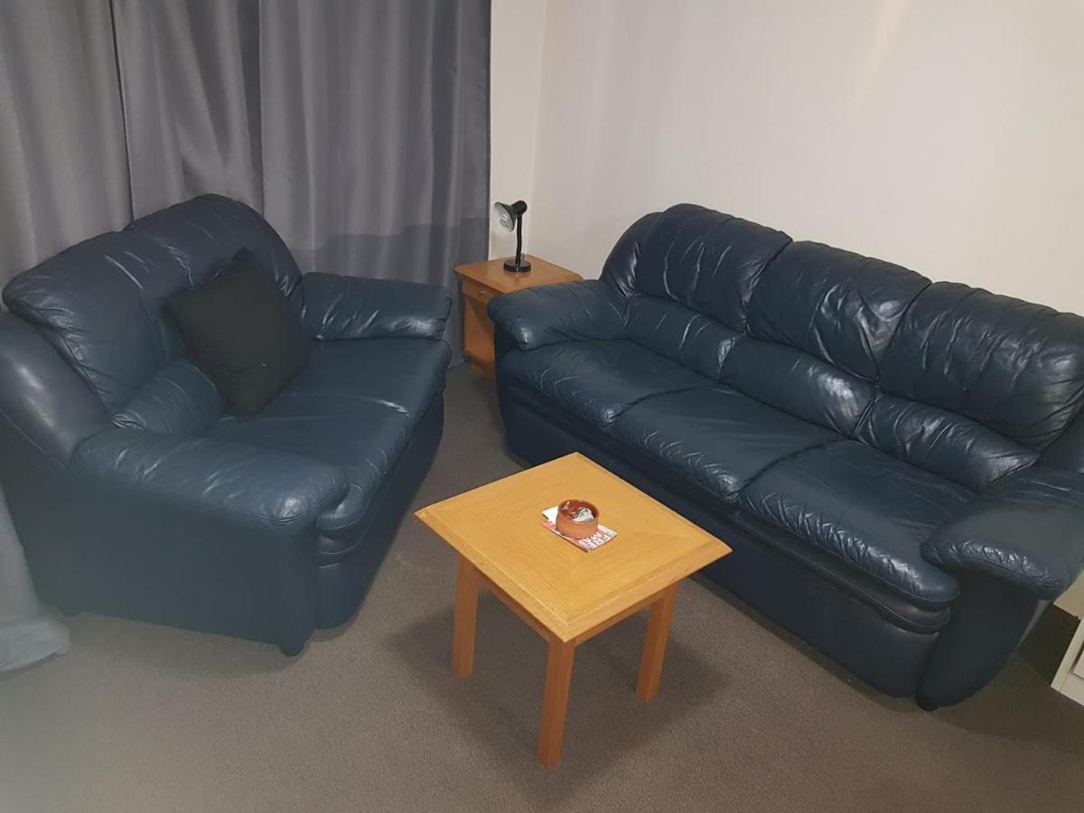 Accommodation Sydney - Kent Street Sydney Cbd Top Floor 2 Bedroom Apartment With Balcony Экстерьер фото